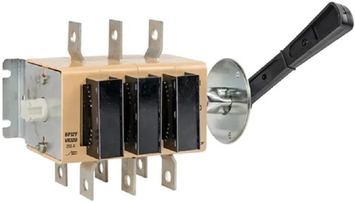 Выключатель-разъединитель  EKF uvr32-35b71250 151028