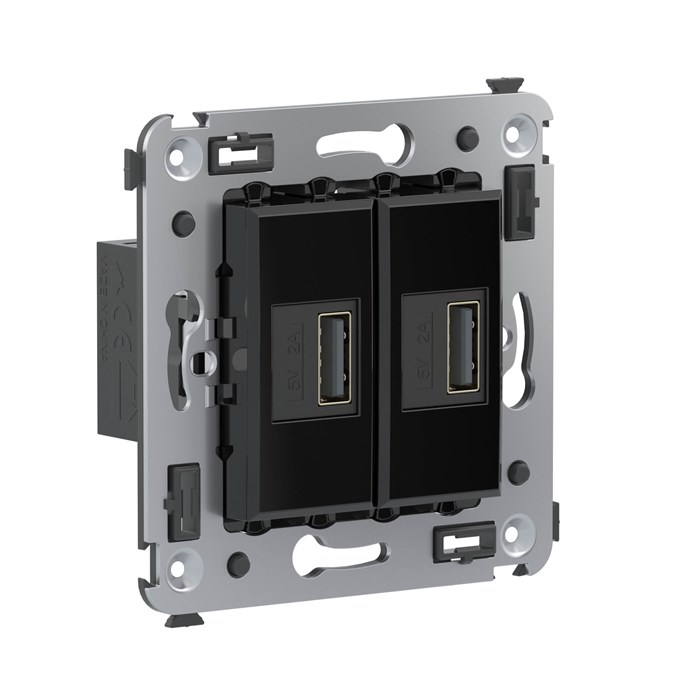 Розетка  DKC 4402543 157234