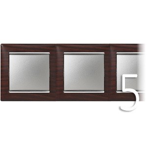 Рамка  Legrand 770375 156830